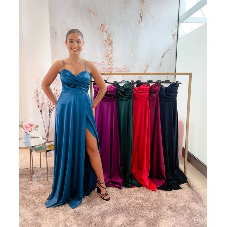 Vestido satinado escote corazón