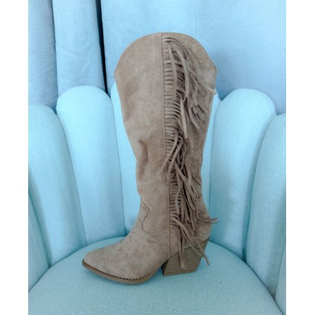 Bota flecos
